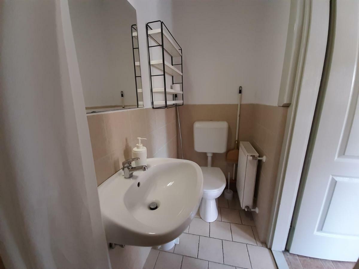 Familia Apartmanhaz Keszthely Eksteriør billede