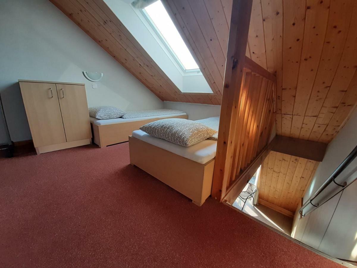Familia Apartmanhaz Keszthely Eksteriør billede